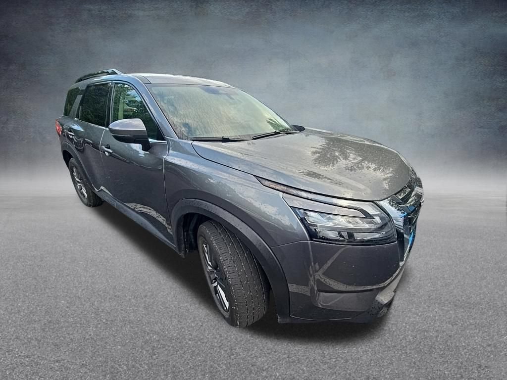 Used 2025 Nissan Pathfinder SV AWD/4WD image 9