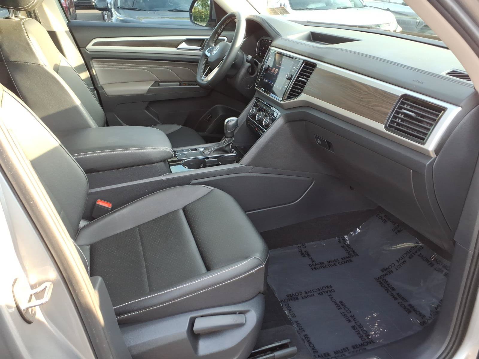 Used 2023 Volkswagen Atlas SE FWD image 26