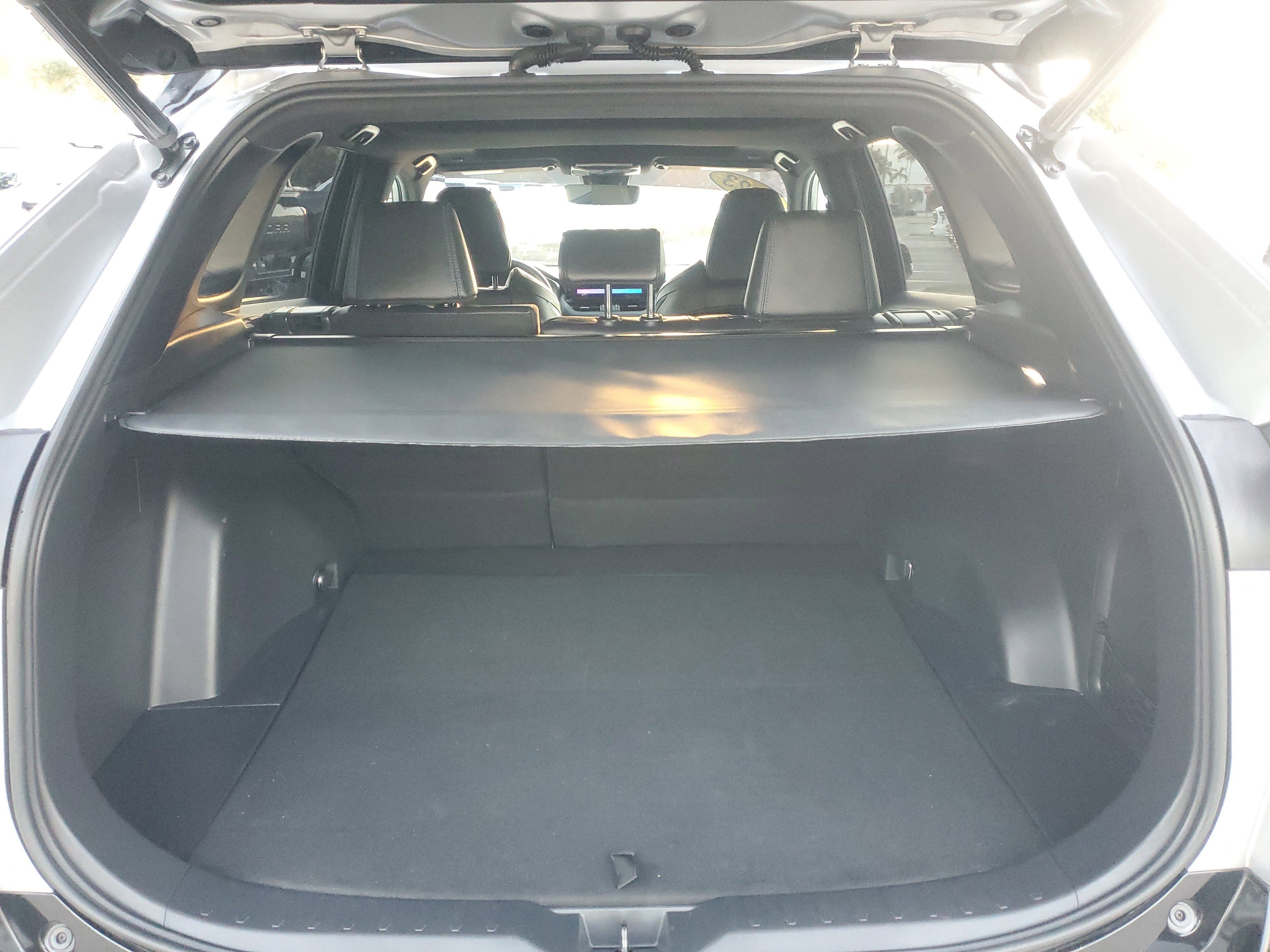 Used 2023 Toyota RAV4 XSE image 9