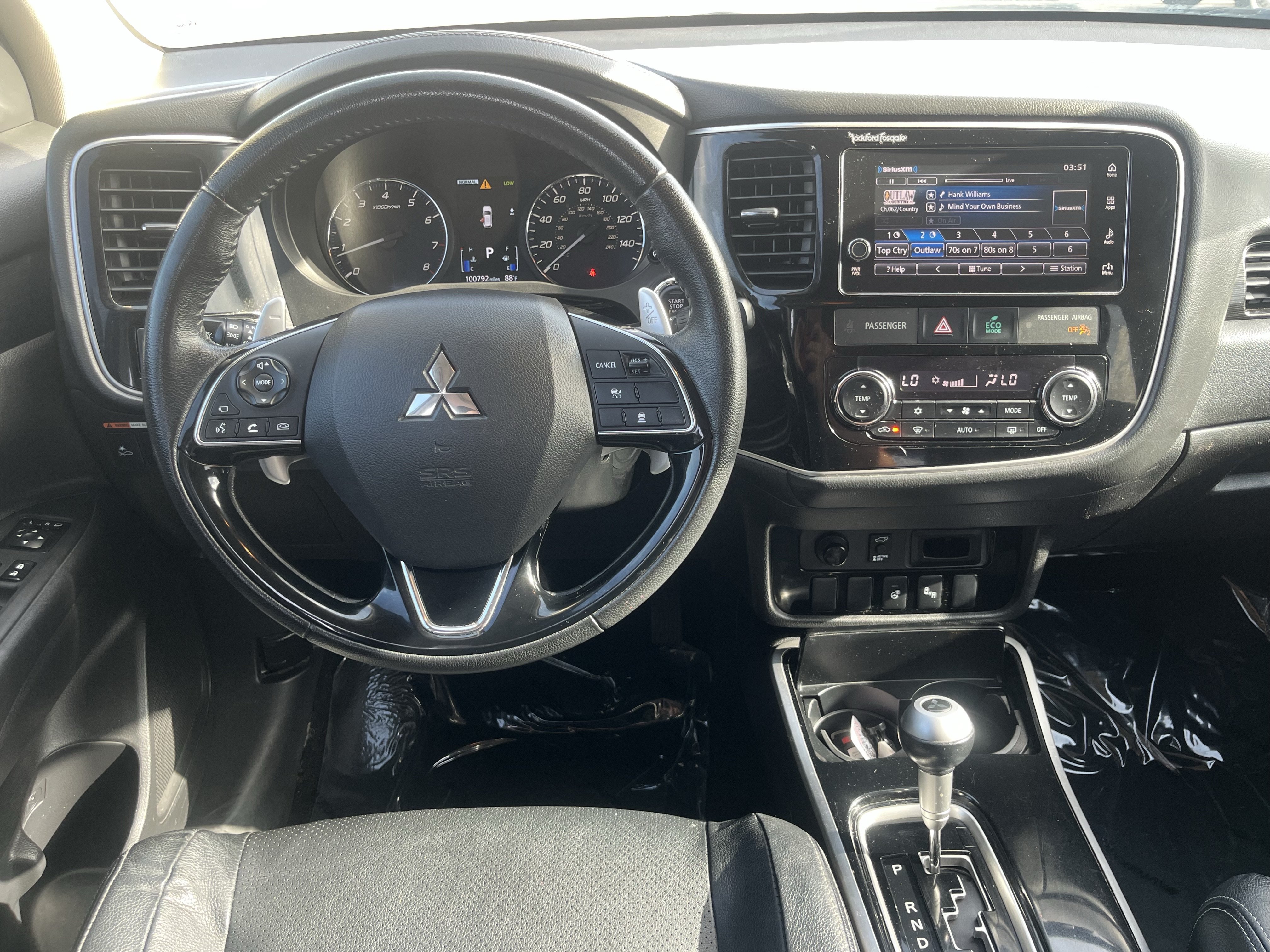 Used 2018 Mitsubishi Outlander GT AWD/4WD image 19