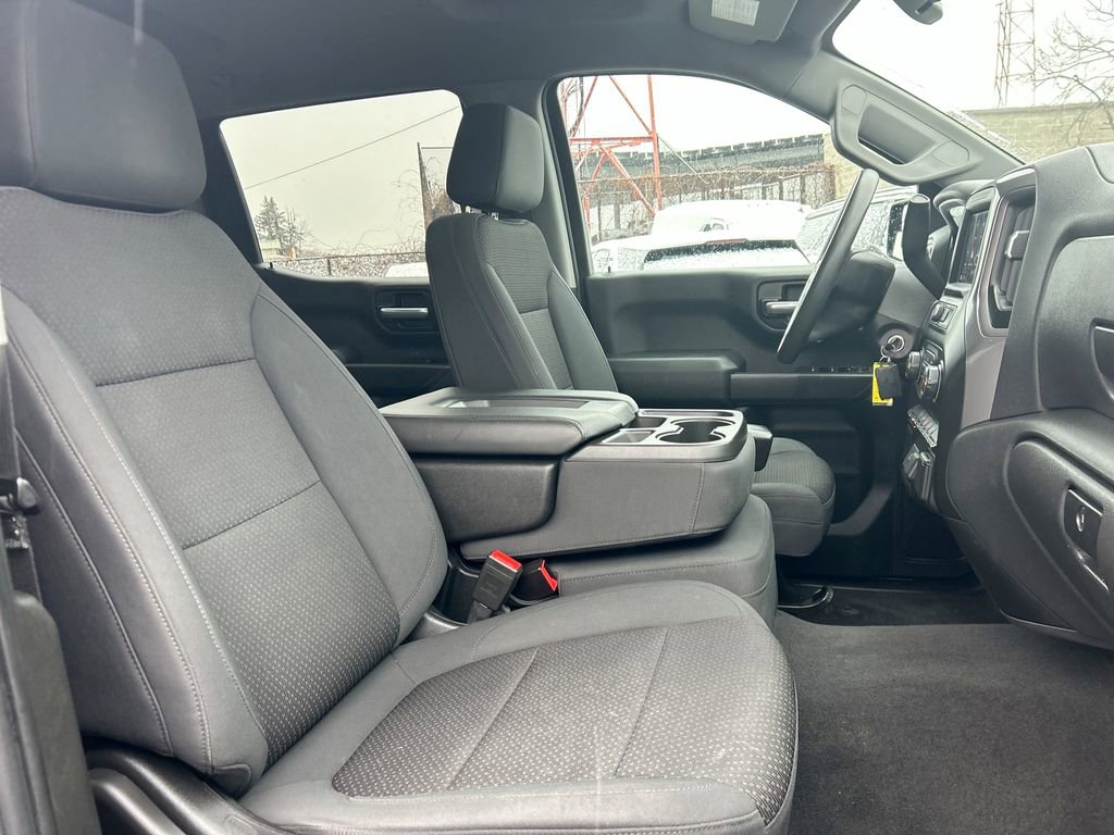 Used 2020 Chevrolet Silverado 1500 Custom w/ Custom Value Package image 28