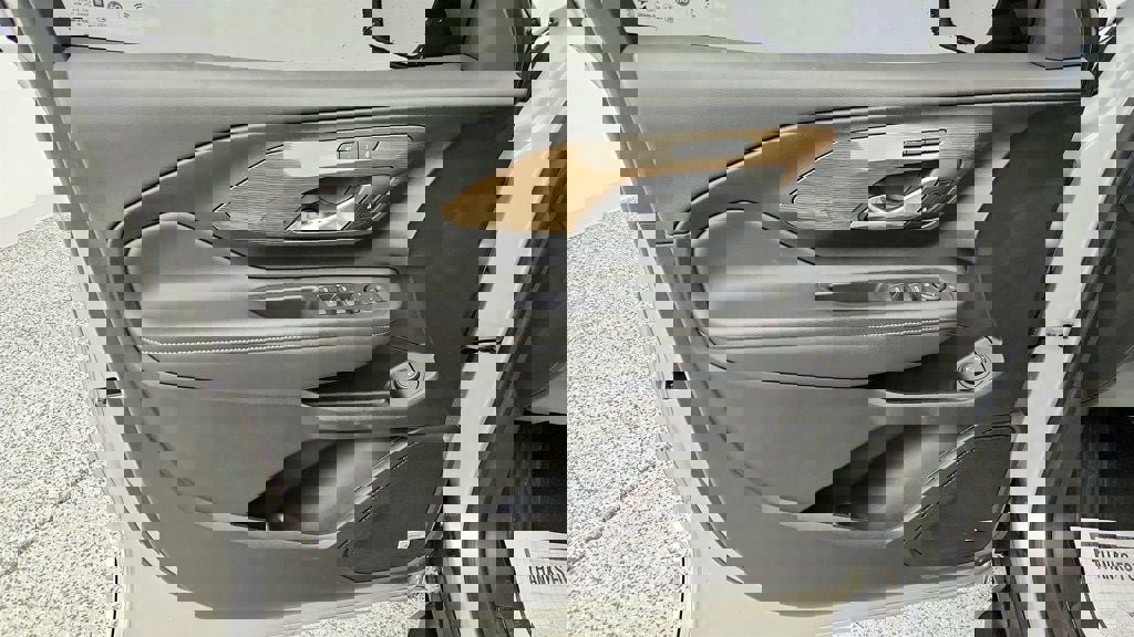 Used 2022 GMC Terrain Denali w/ LPO, Floor Liner Package image 11