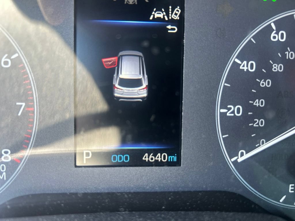 Certified 2024 Toyota Corolla Cross AWD Hybrid image 9