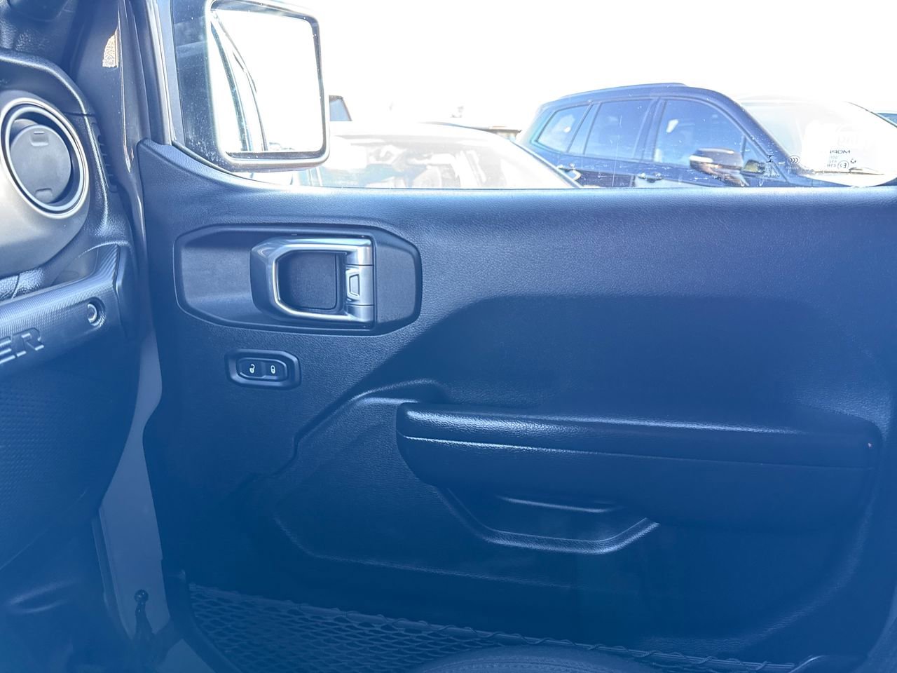 Used 2021 Jeep Wrangler Unlimited Sport w/ Technology Group image 26