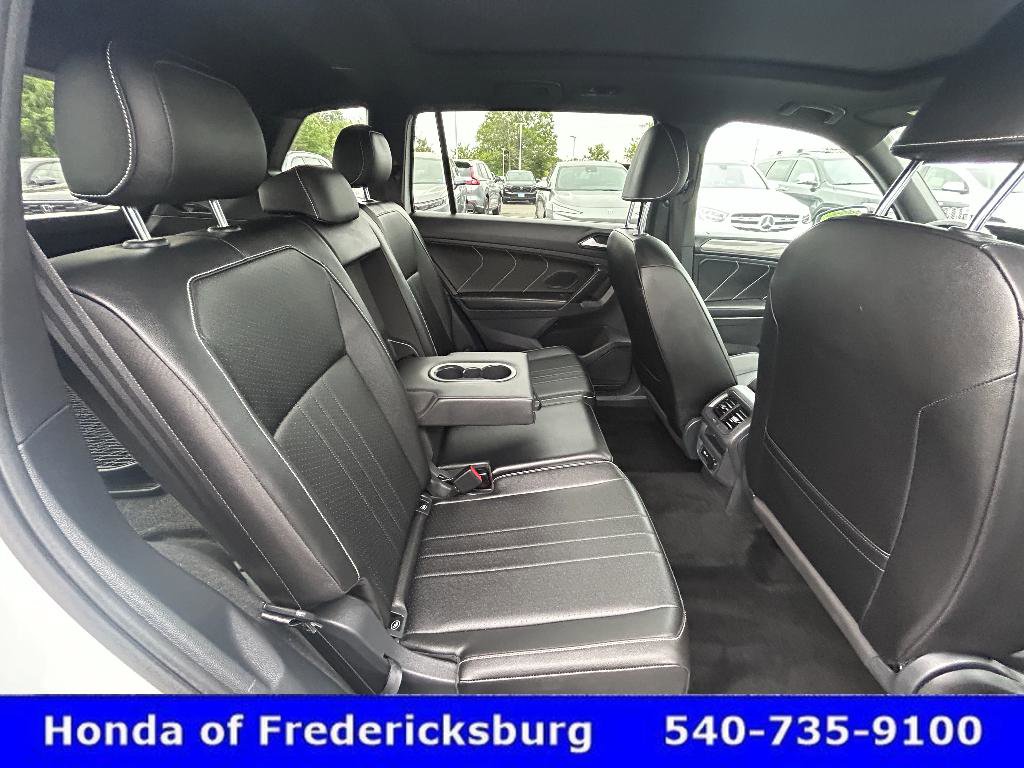 Used 2022 Volkswagen Tiguan SE R-Line AWD/4WD image 29