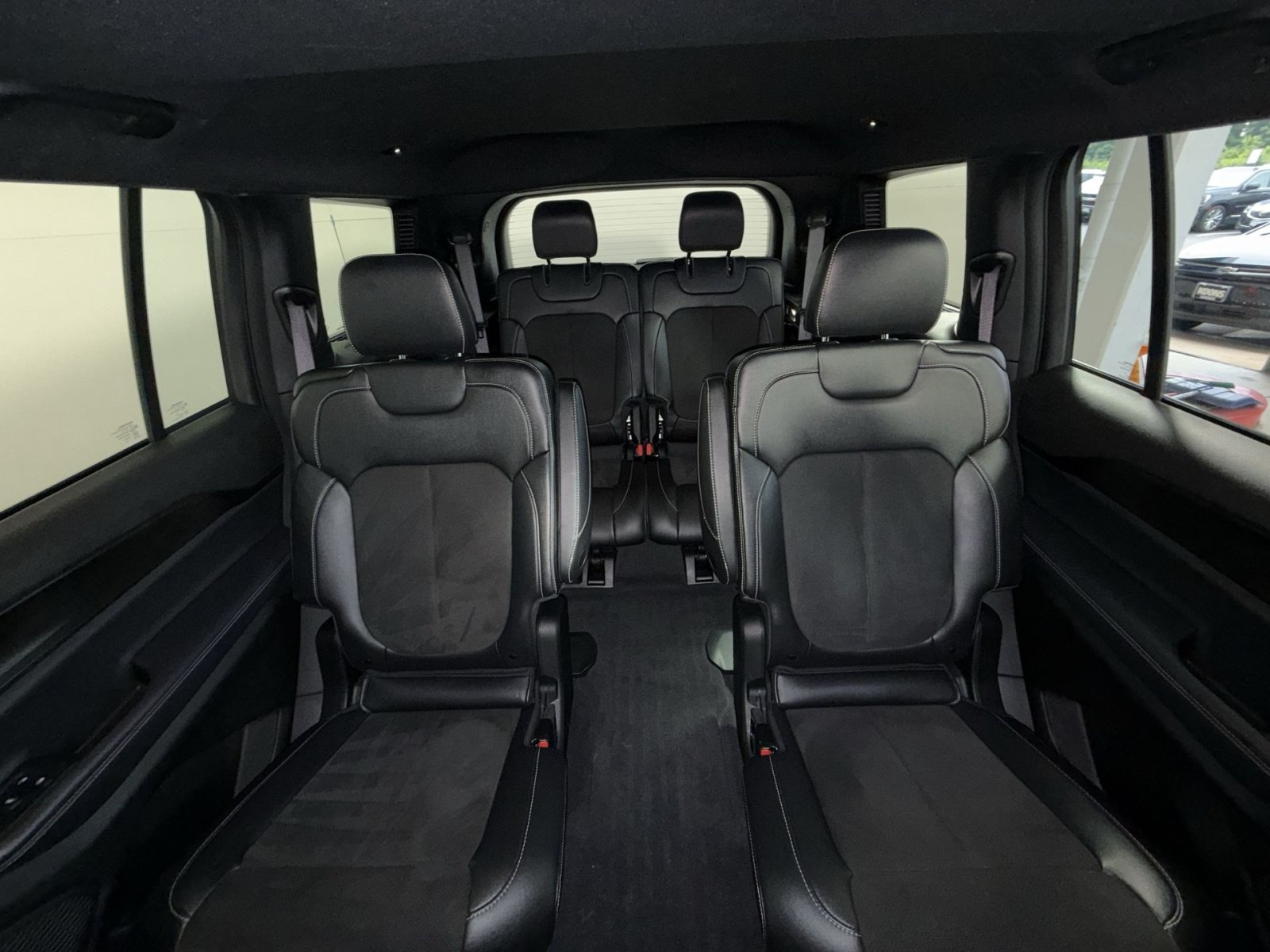 Used 2023 Jeep Grand Cherokee L Laredo AWD/4WD image 24