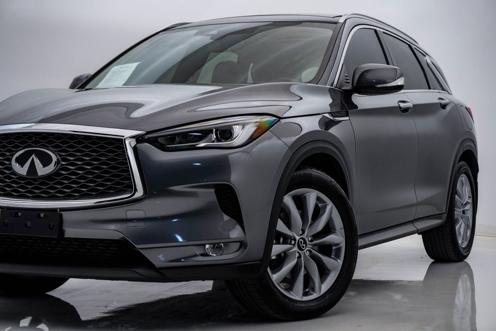 Used 2022 INFINITI QX50 Luxe image 2