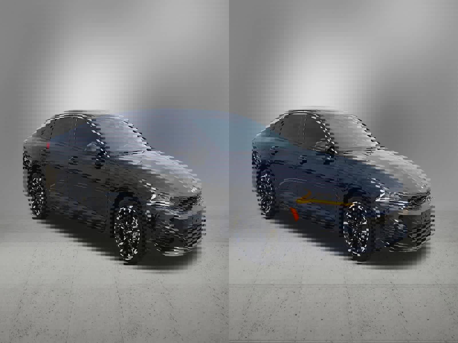 Used 2023 Kia K5 GT-Line image 8