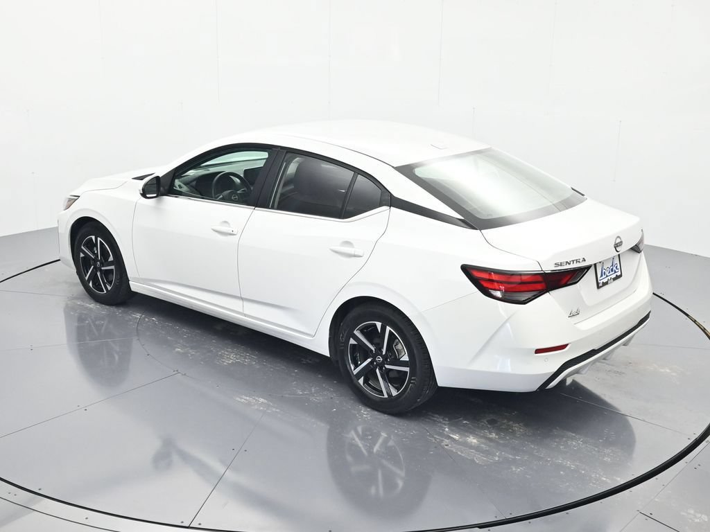 Used 2024 Nissan Sentra SV FWD image 34