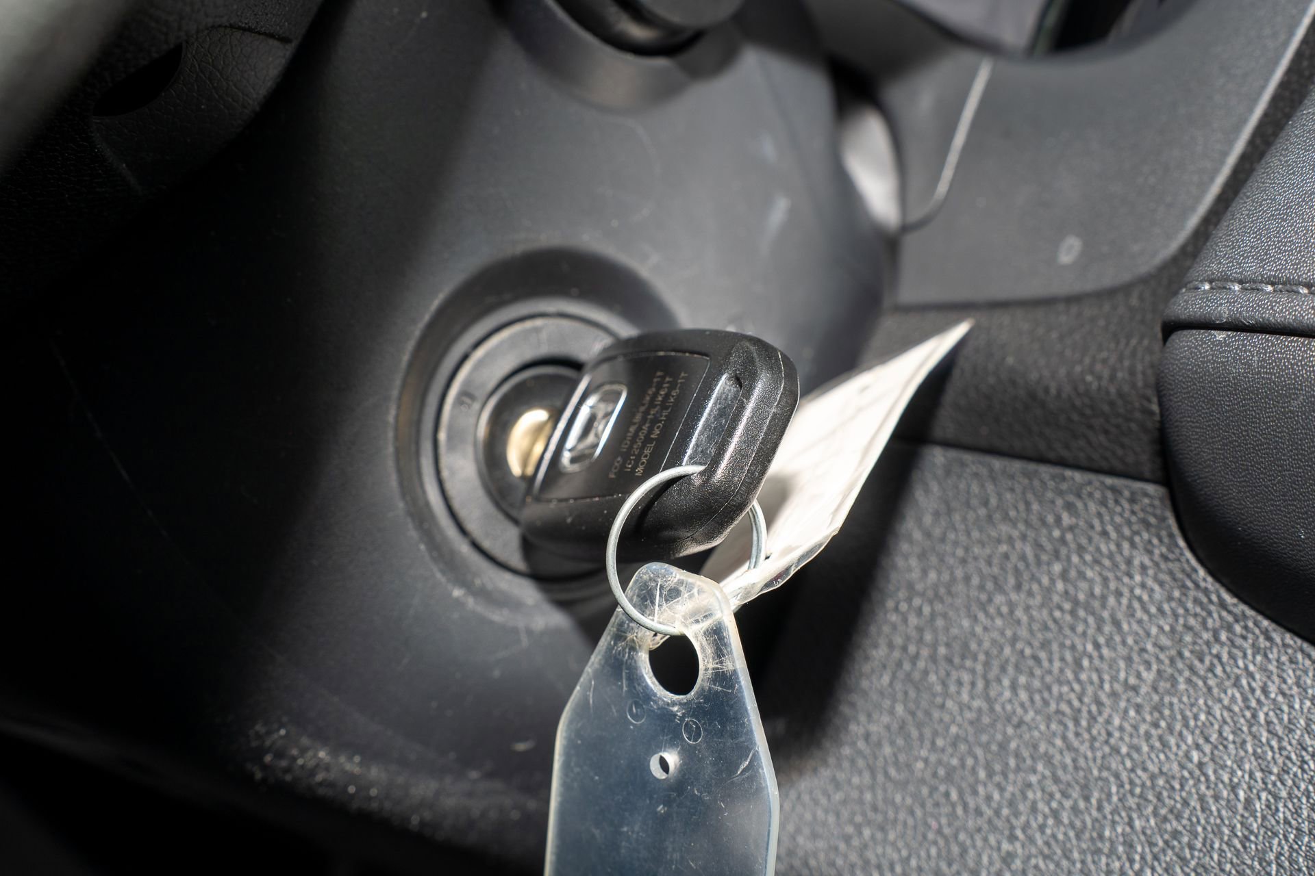 Used 2016 Honda HR-V LX image 30