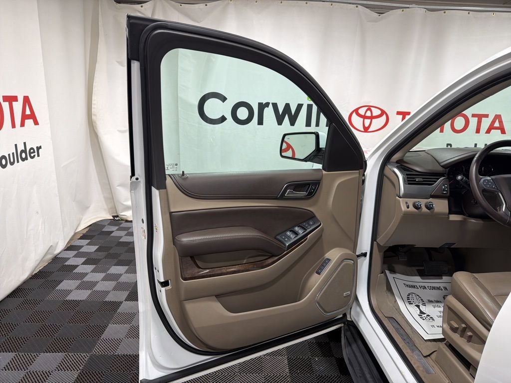 Used 2020 Chevrolet Suburban LT image 23