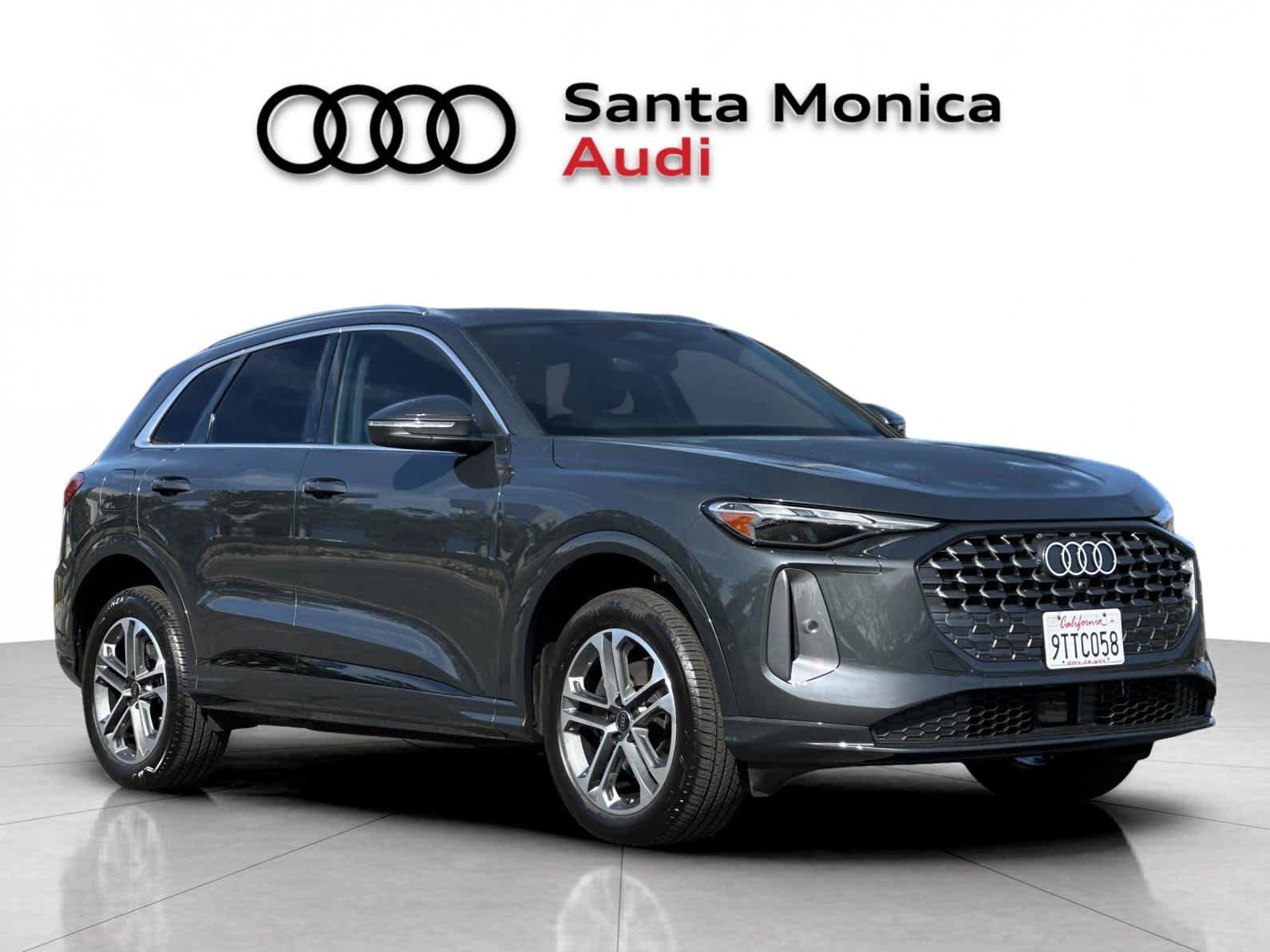 Used 2025 Audi Q5 Premium w/ Convenience Package AWD/4WD image 9