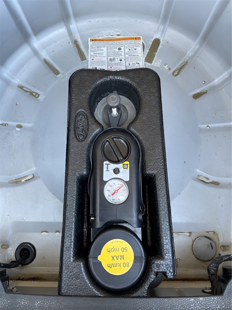 Used 2009 Ford Mustang Shelby GT500 image 24