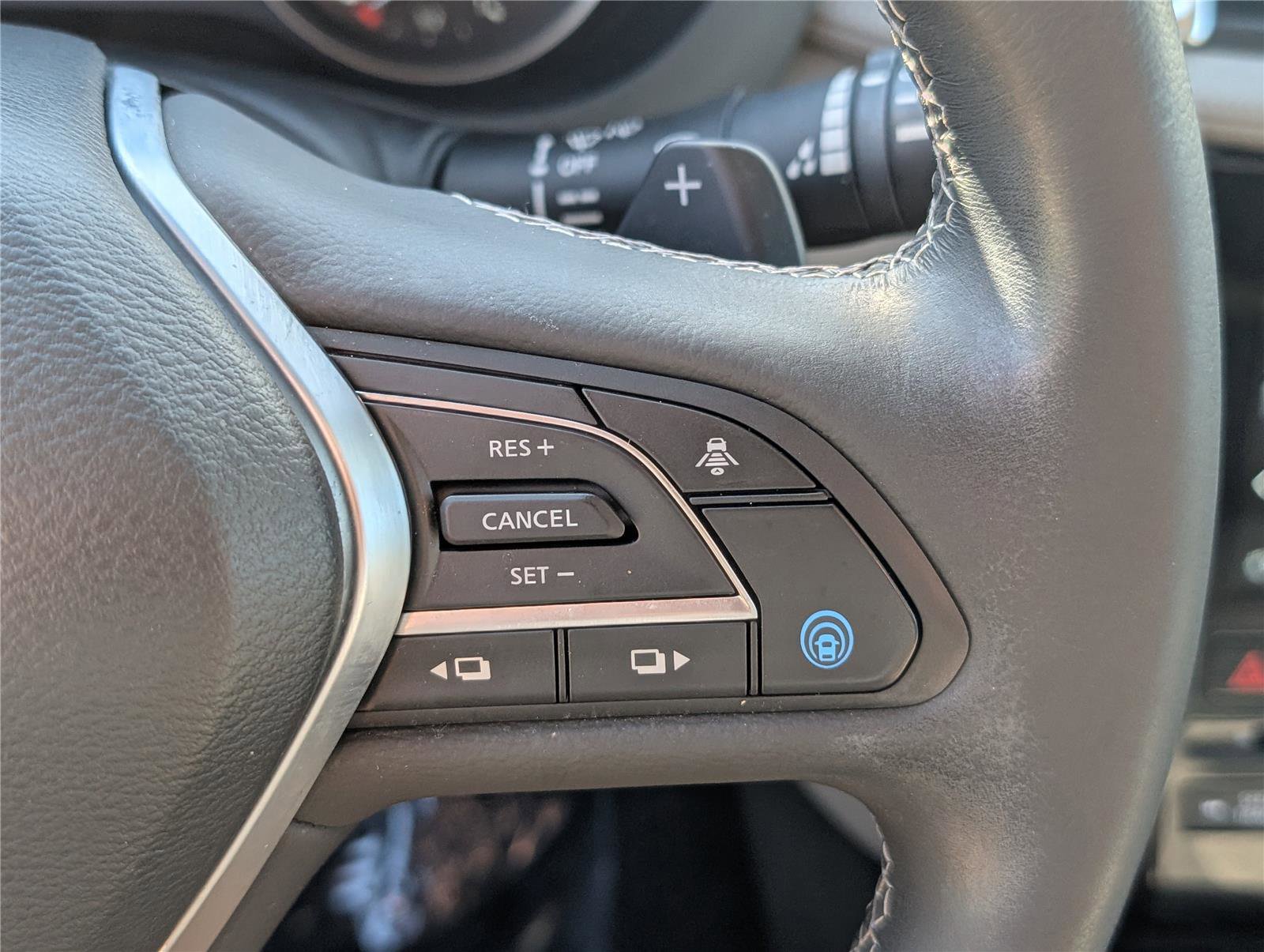 Used 2023 INFINITI QX50 Luxe image 25