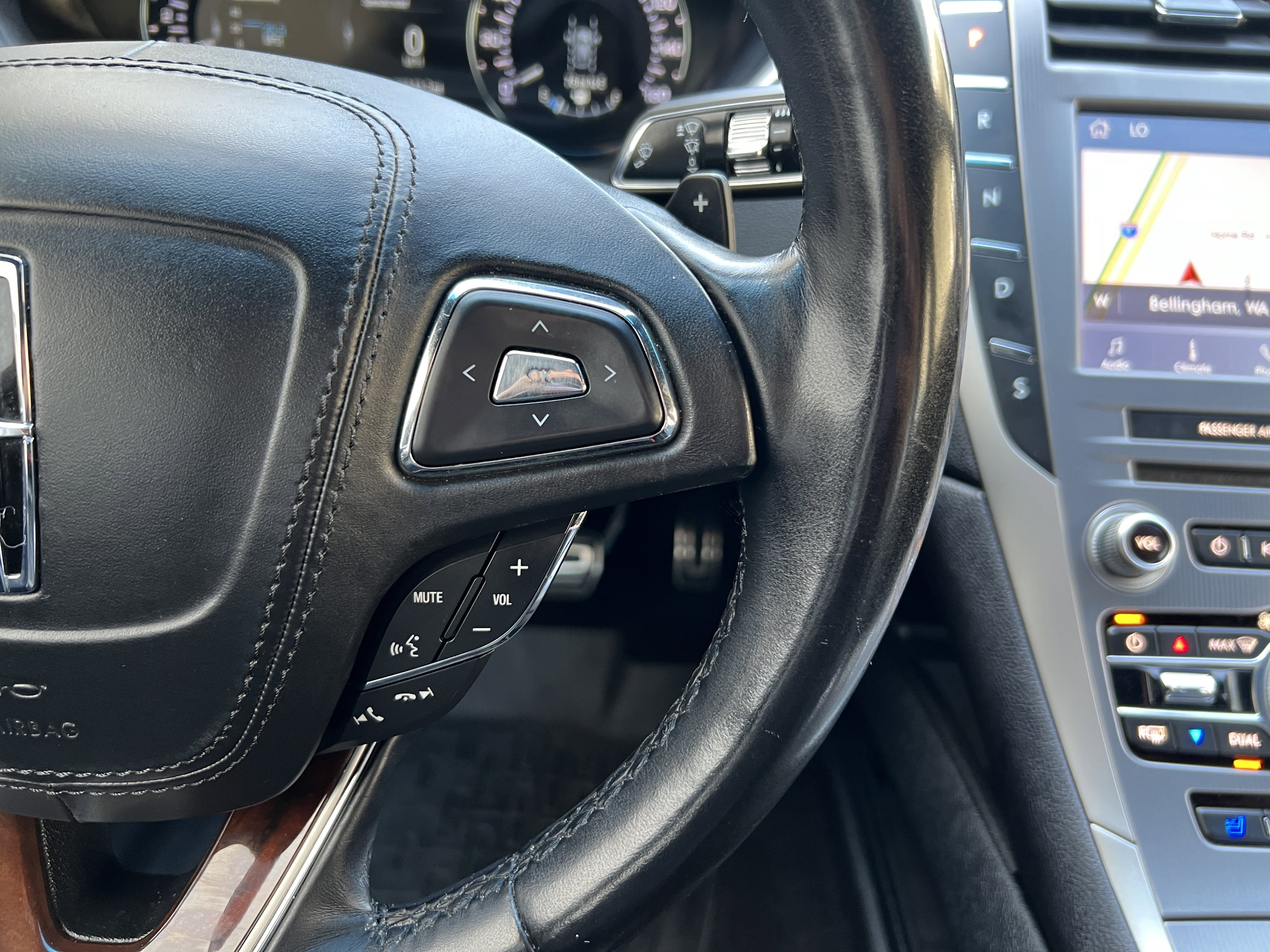 Used 2020 Lincoln MKZ Reserve w/ Luxury Package FWD image 29