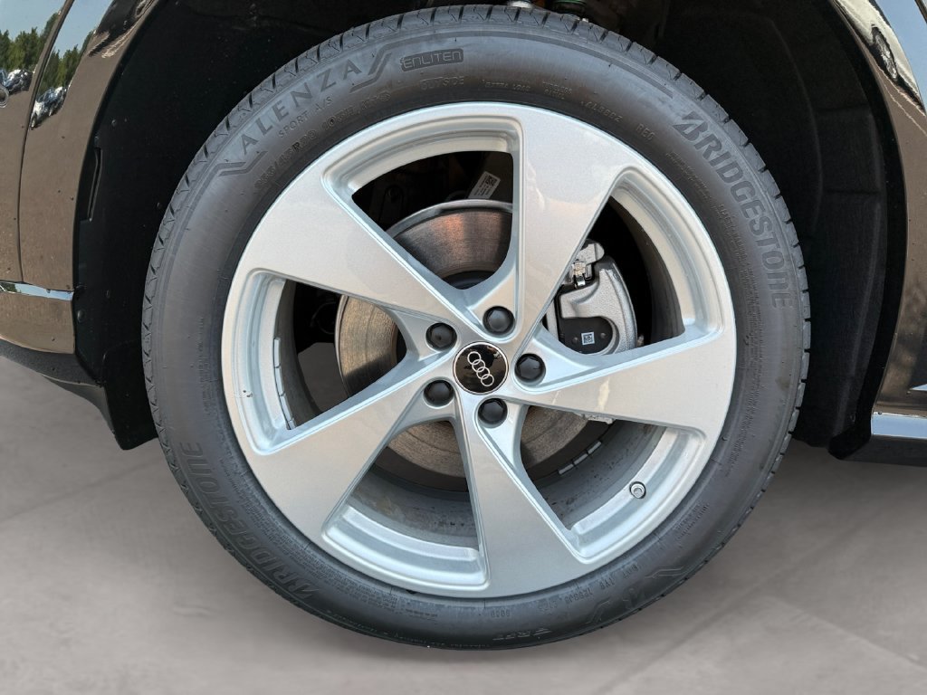 Certified 2025 Audi Q5 Premium Plus w/ Premium Plus AWD/4WD image 14