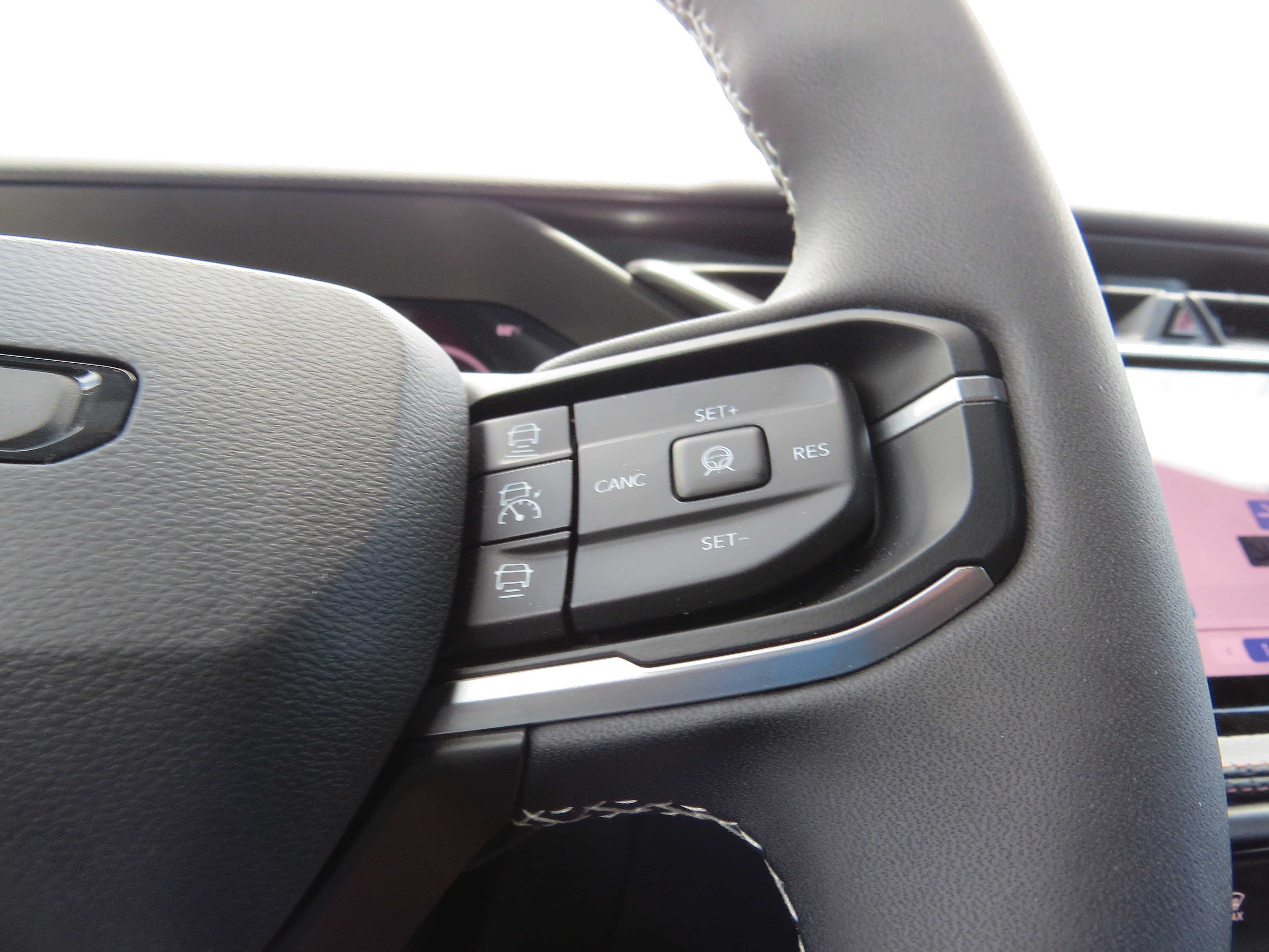 New 2026 Jeep Cherokee Limited AWD/4WD image 18
