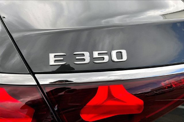 Used 2025 Mercedes-Benz E 350 Sedan image 36