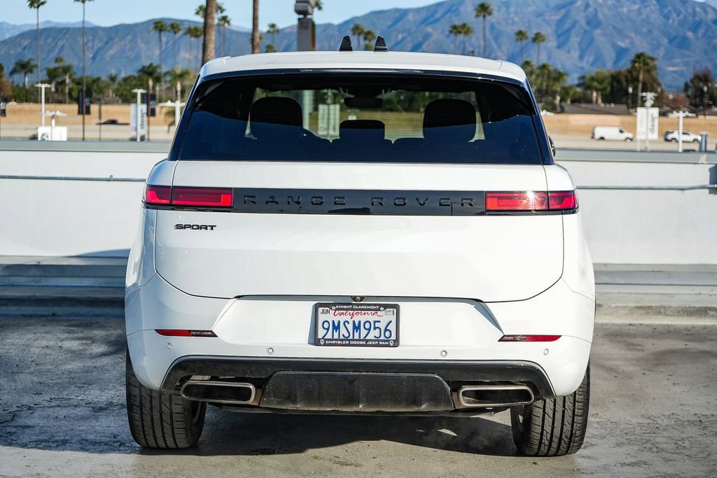 Used 2024 Land Rover Range Rover Sport Dynamic SE image 8