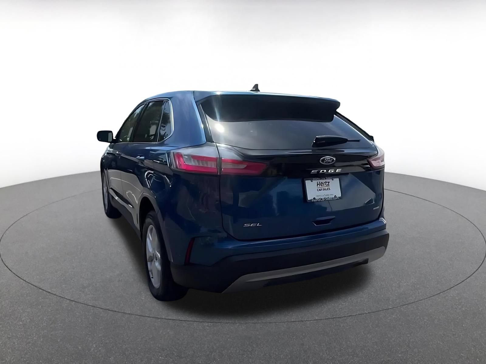 Used 2024 Ford Edge SEL AWD/4WD image 11