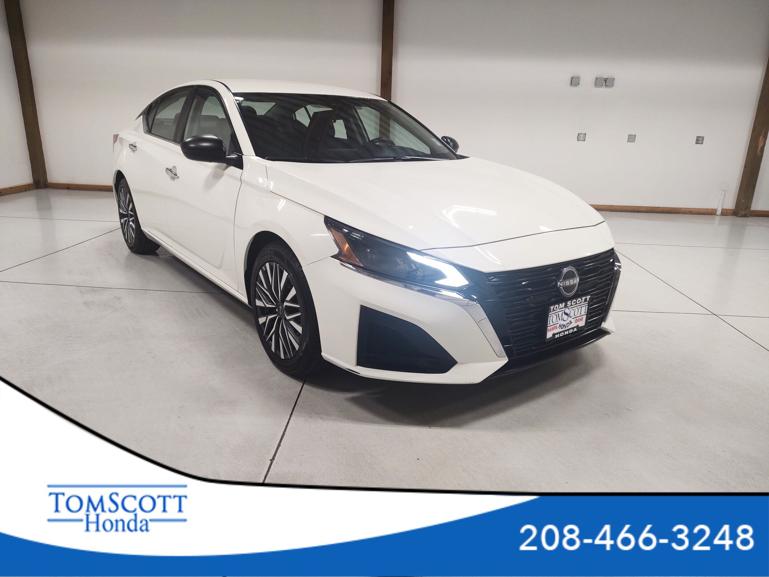 Used 2025 Nissan Altima 2.5 SV