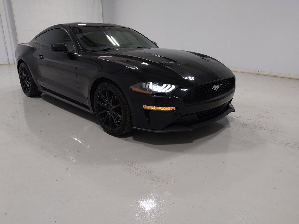 Used 2019 Ford Mustang Coupe RWD image 13