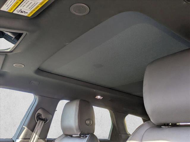 New 2026 Land Rover Range Rover Evoque Dynamic SE image 15