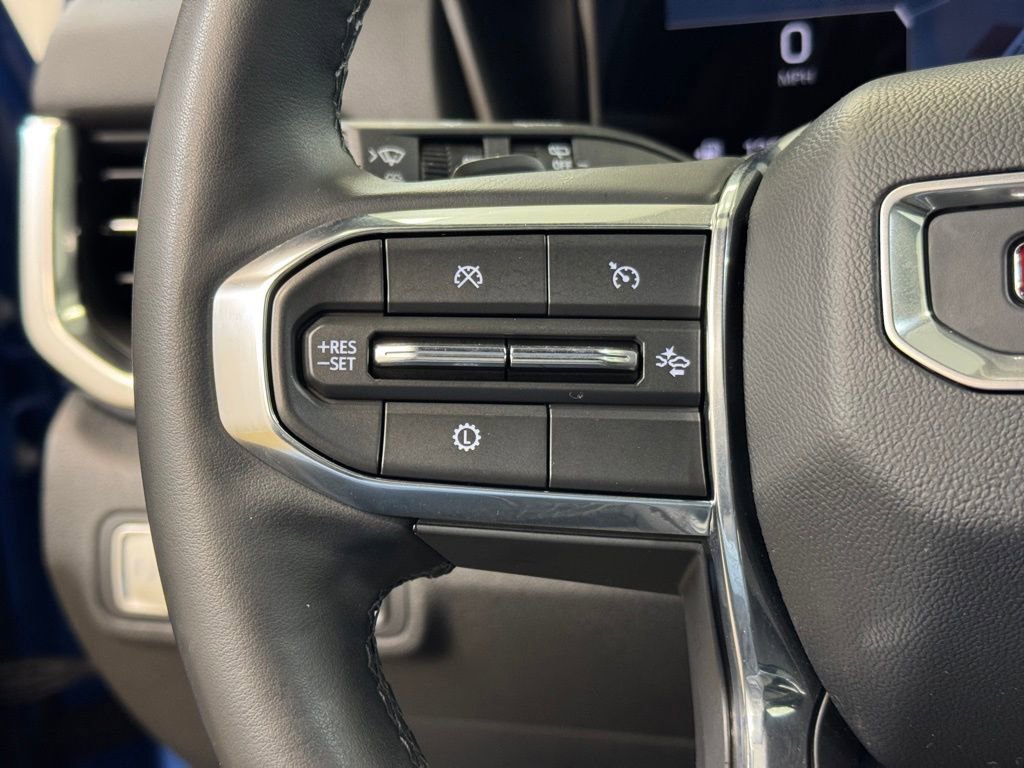 Used 2025 GMC Terrain Elevation image 32