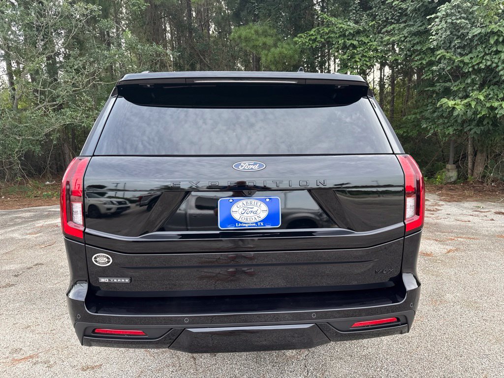 New 2027 Ford Expedition Max Platinum RWD image 13