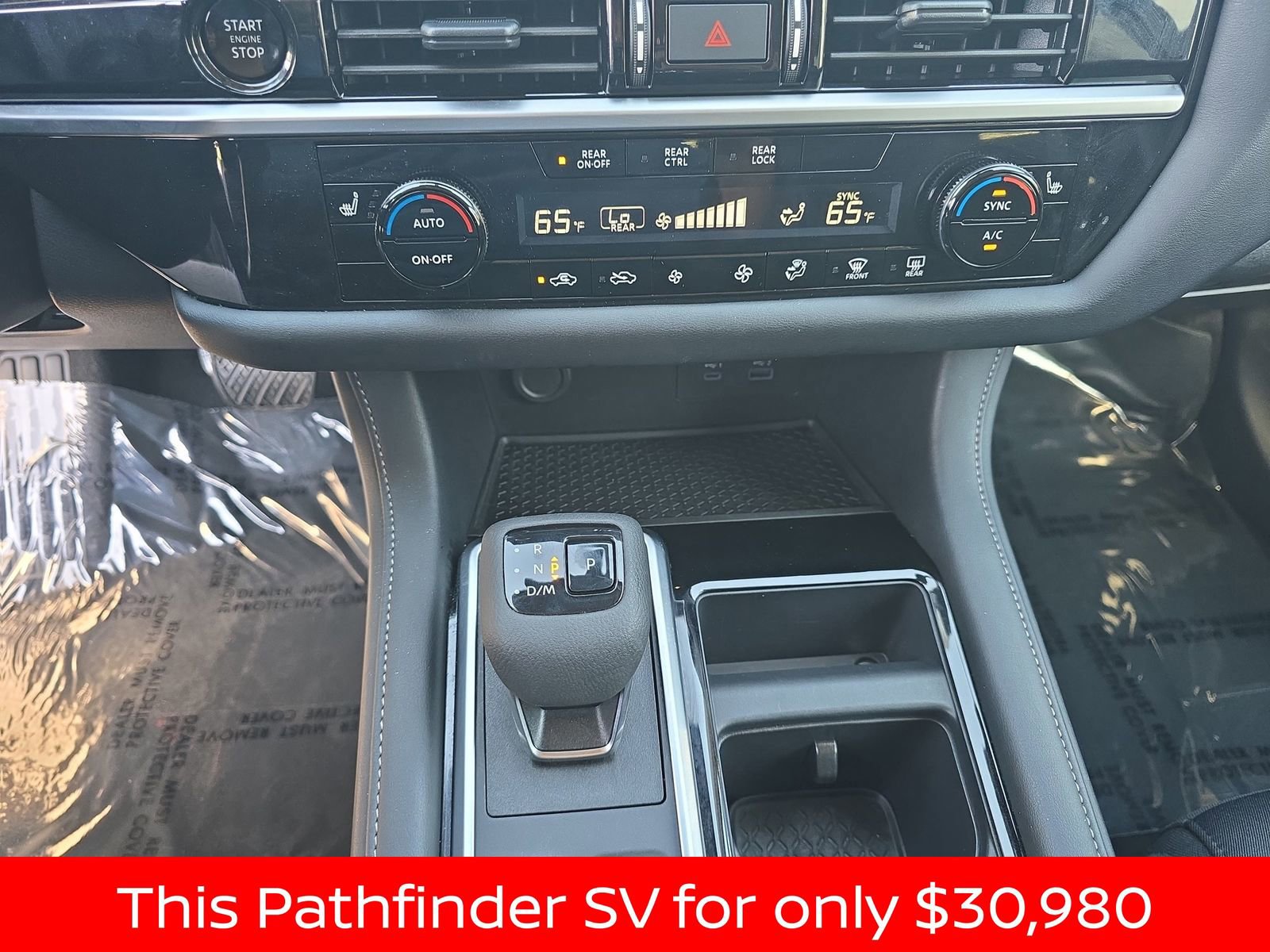 Used 2025 Nissan Pathfinder SV image 32