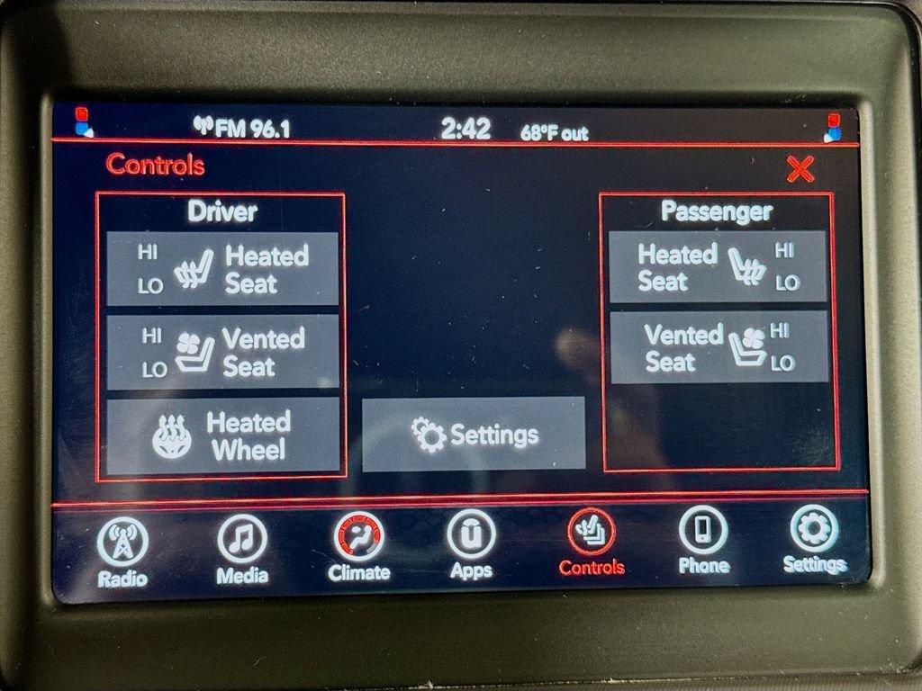 Used 2022 Dodge Charger SXT w/ Leather Interior Group RWD image 34