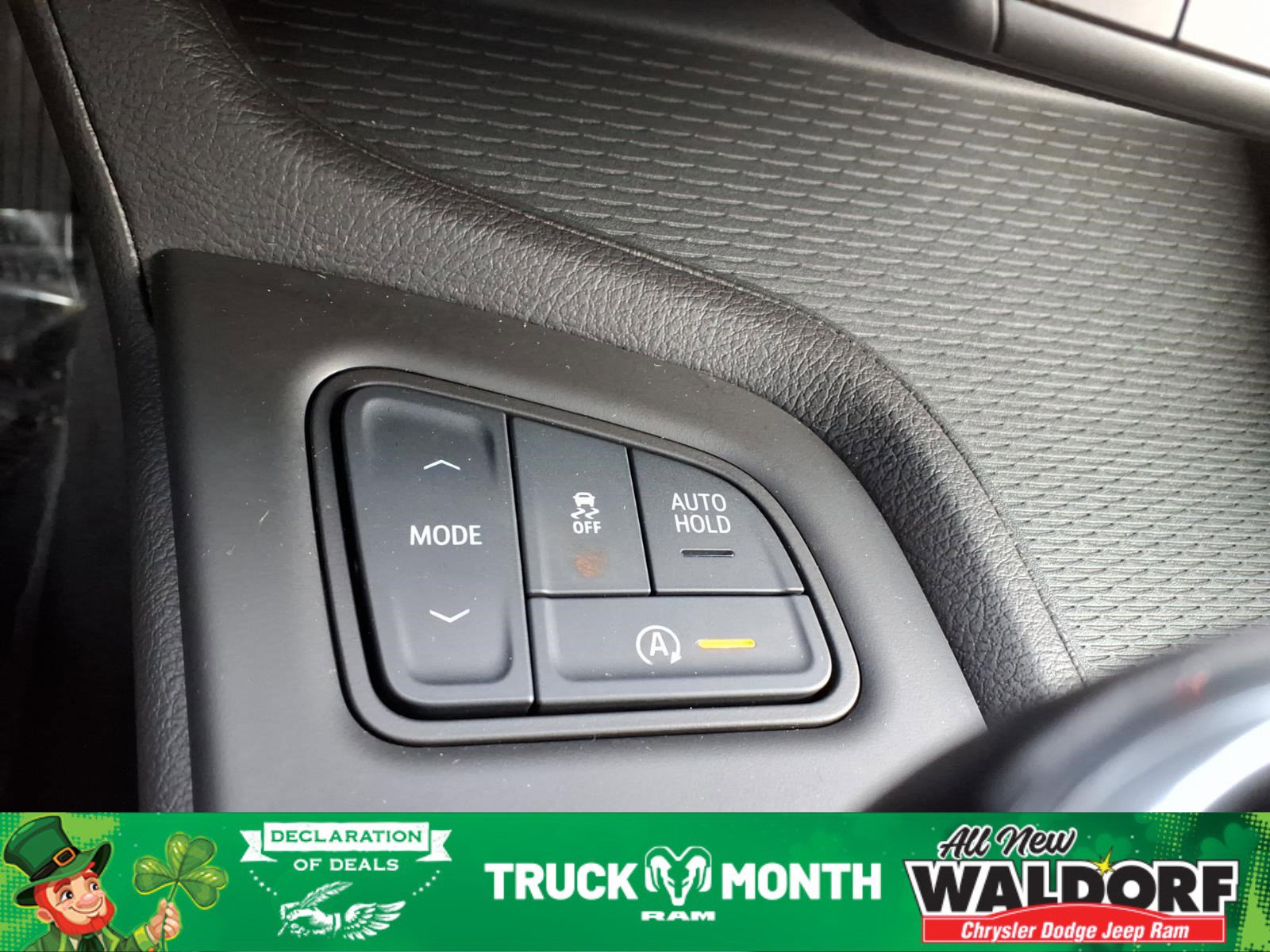 Used 2020 Cadillac CT5 Luxury w/ Cold Weather Package image 17