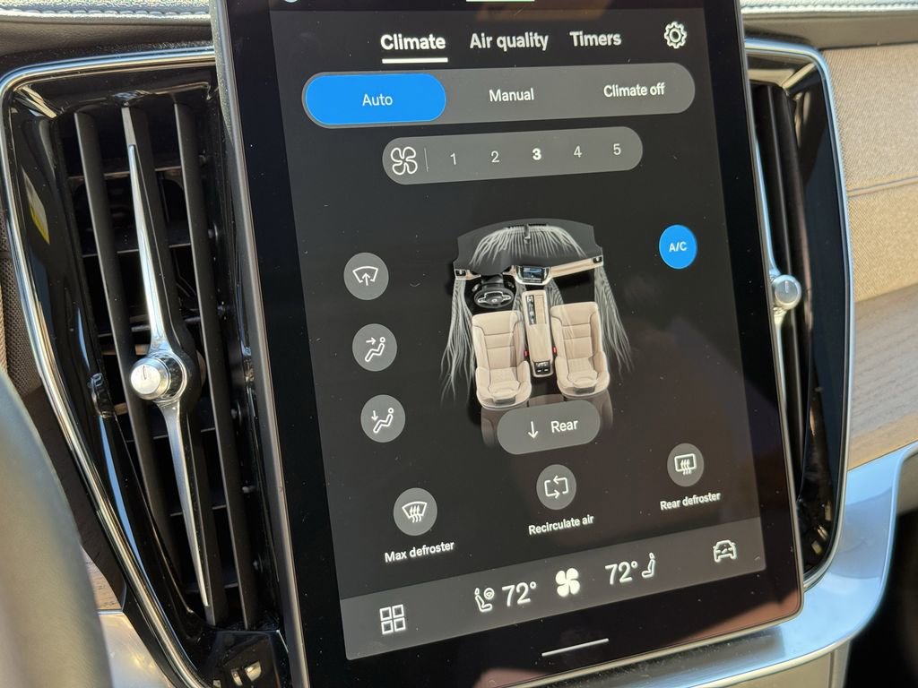 New 2026 Volvo XC90 B6 Ultra image 25