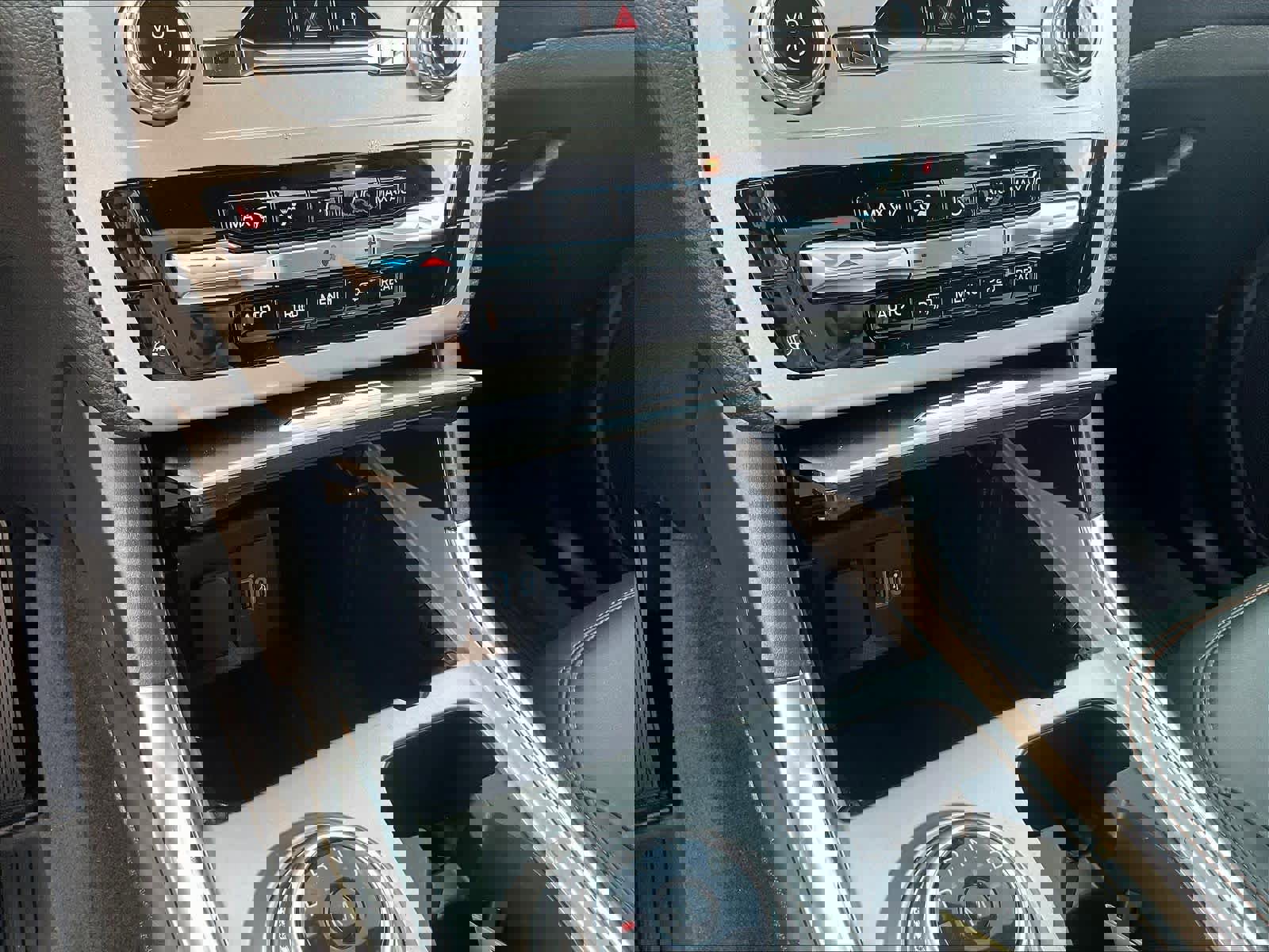 Used 2022 Ford Explorer Timberline AWD/4WD image 27