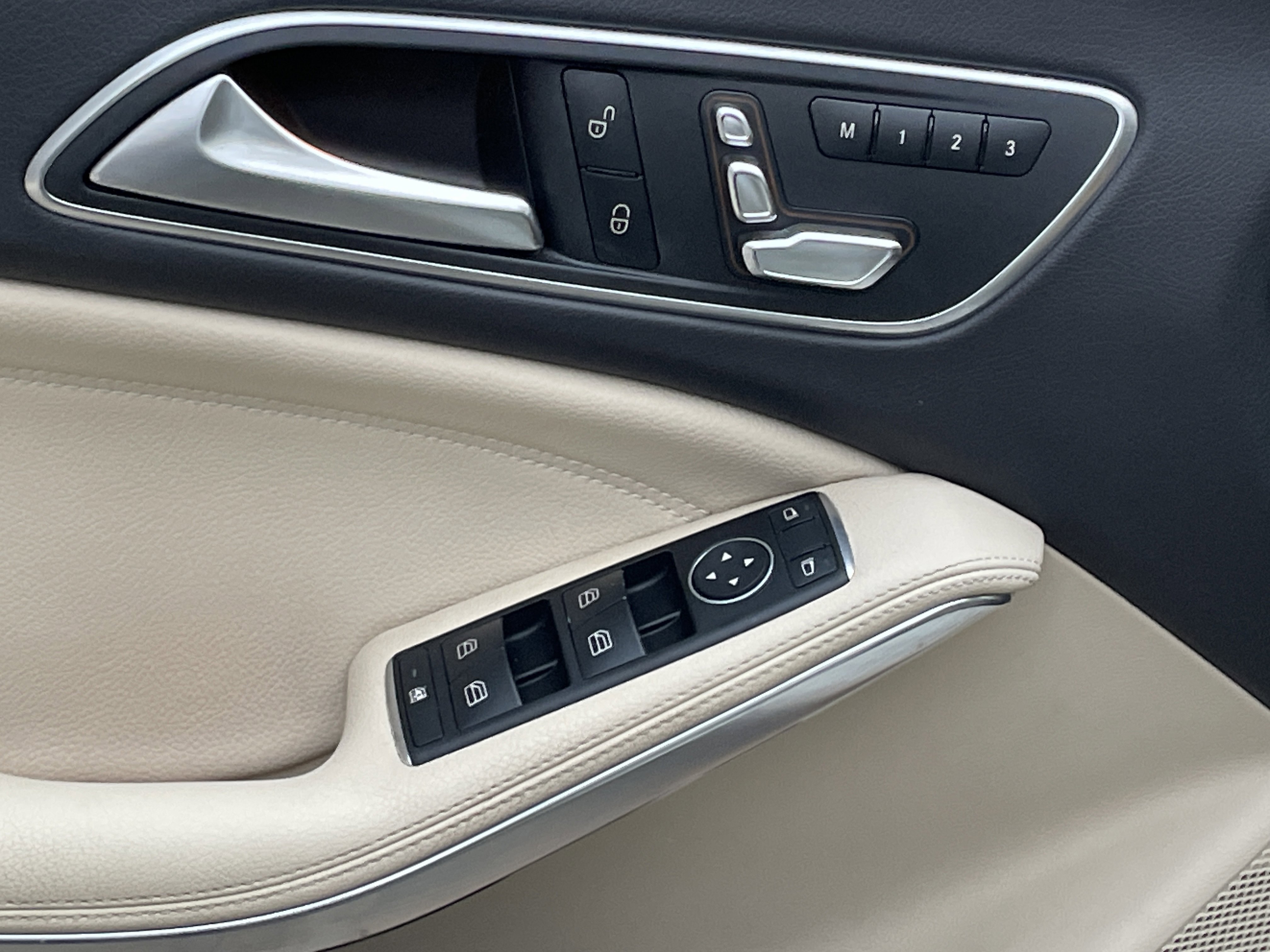 Used 2018 Mercedes-Benz CLA 250 CLA 250 Coupe image 16