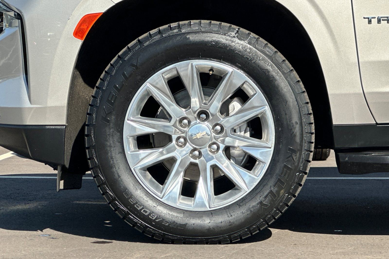Used 2024 Chevrolet Tahoe Premier AWD/4WD image 39