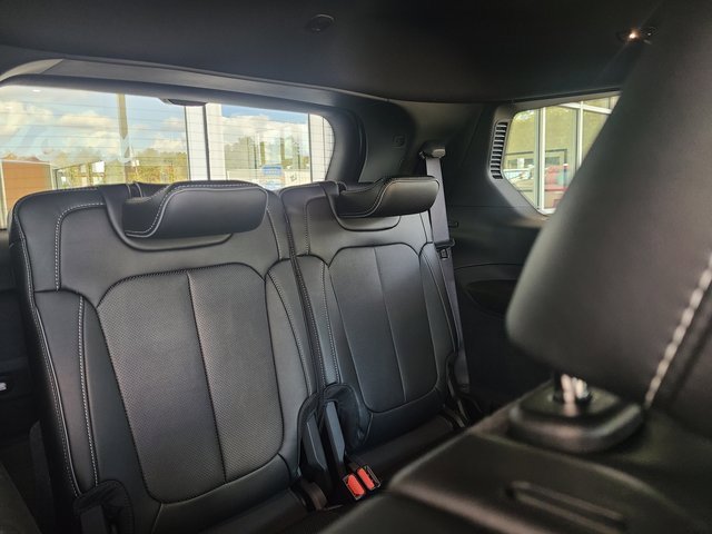 New 2025 Jeep Grand Cherokee L Overland w/ Luxury Tech Group IV image 5