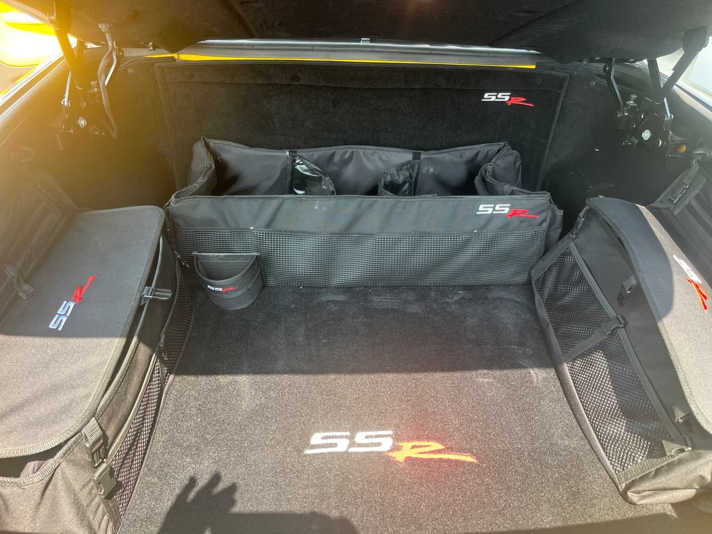 Used 2005 Chevrolet SSR w/ Preferred Equipment Group RWD image 19