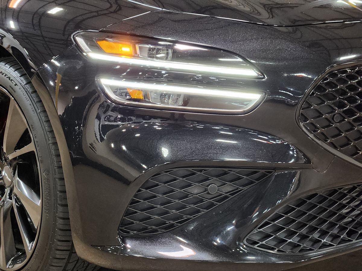 Used 2022 Genesis G70 3.3T RWD image 13