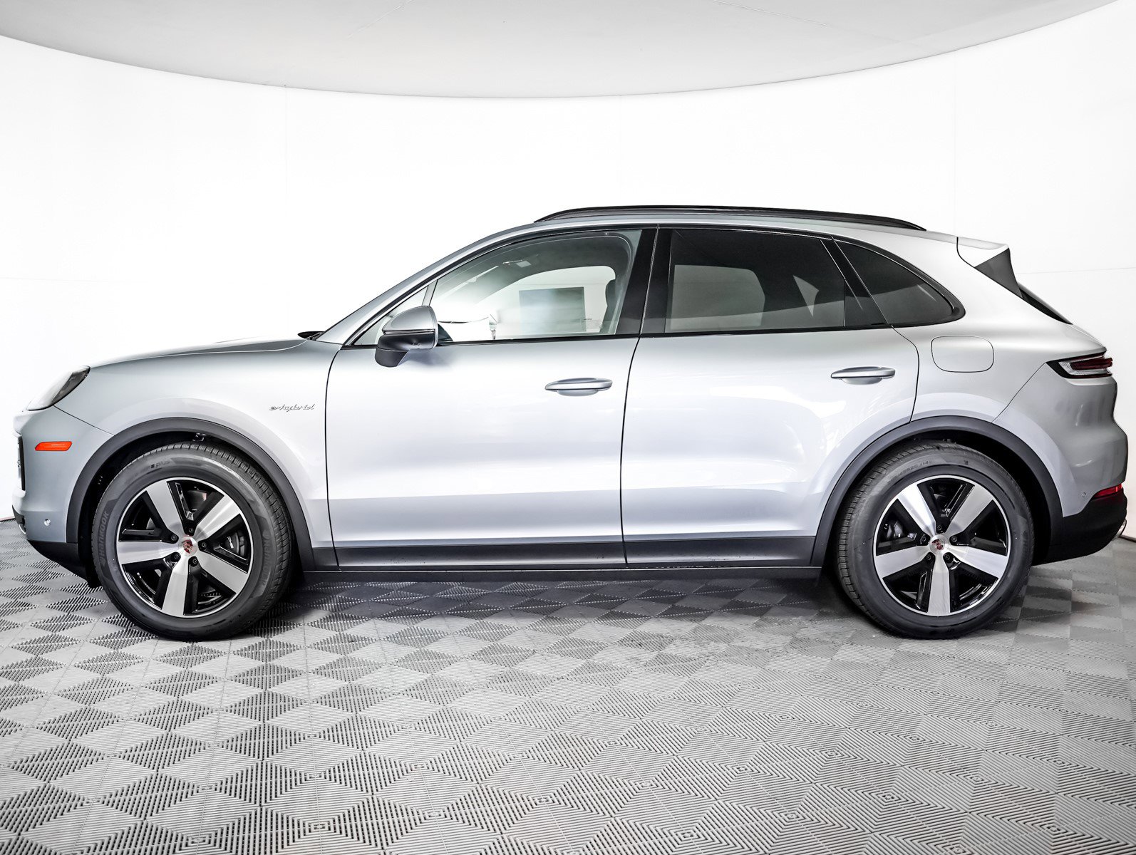 New 2026 Porsche Cayenne E-Hybrid image 2