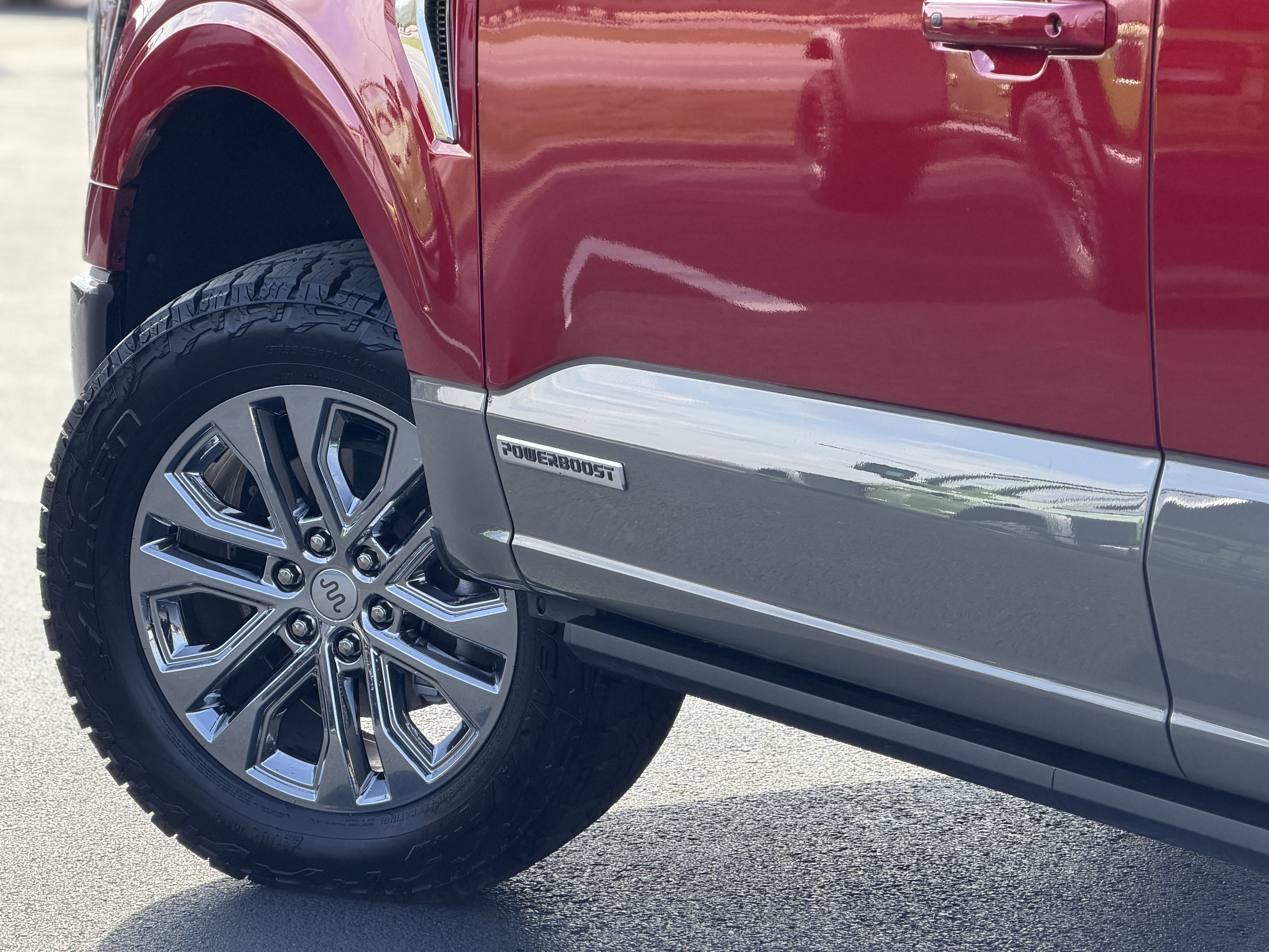 Used 2025 Ford F150 King Ranch image 8