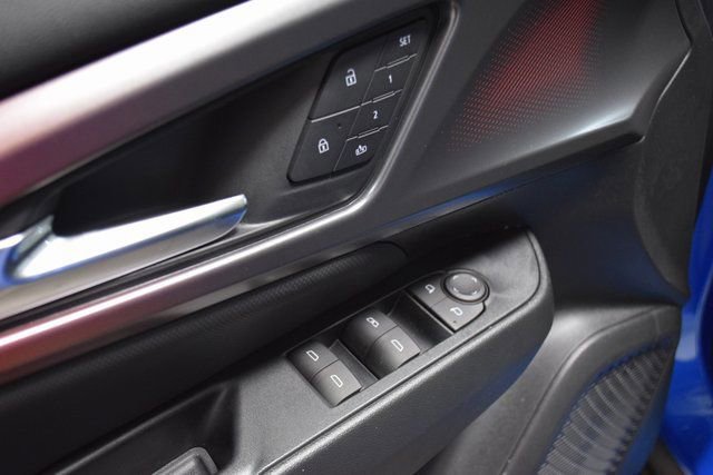 New 2025 Chevrolet Equinox EV RS w/ Active Safety Package 3 image 42