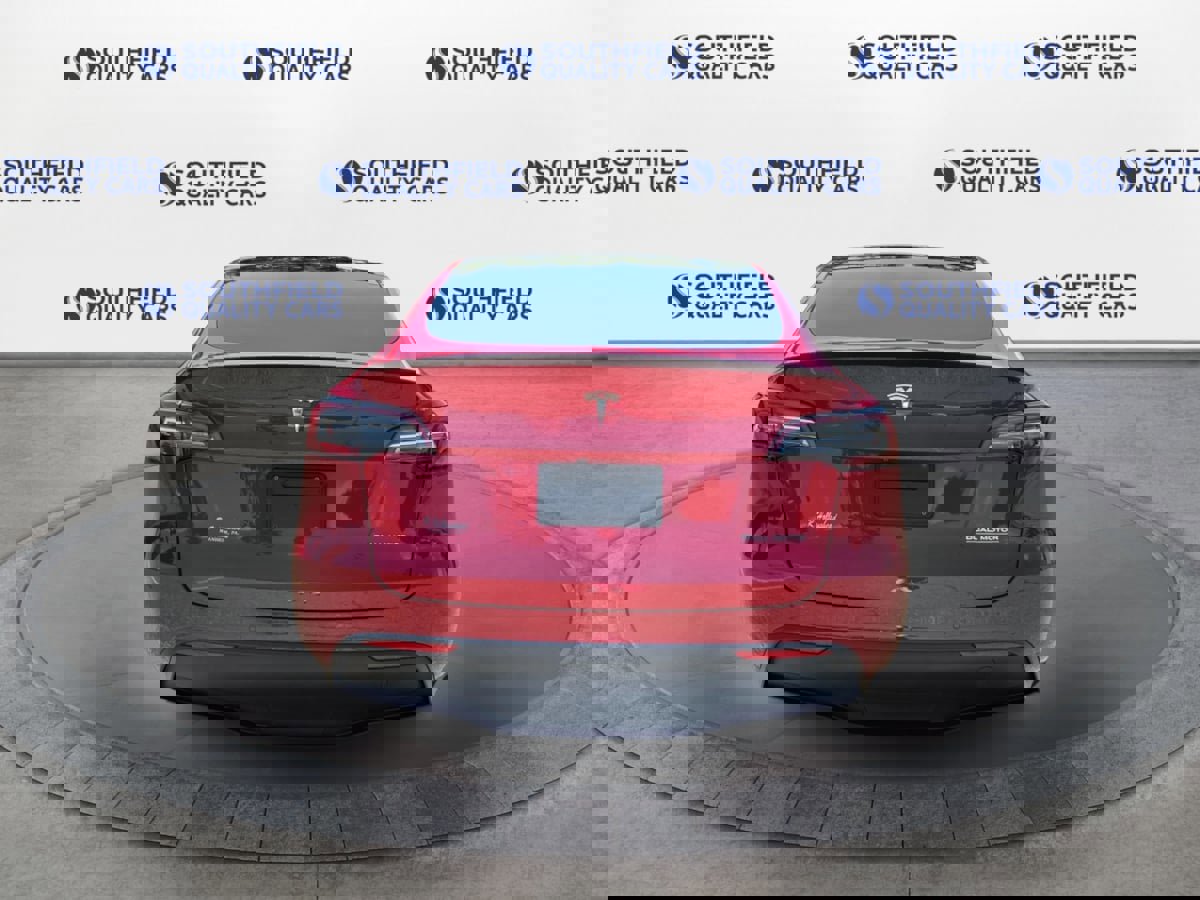 Used 2021 Tesla Model Y Performance image 5