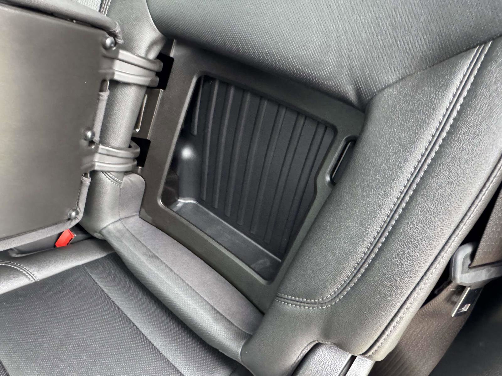 Used 2023 GMC Sierra 1500 SLT w/ SLT Premium Package image 28