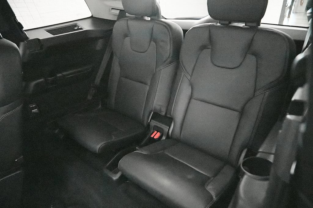 Certified 2024 Volvo XC90 T8 Ultimate w/ Lounge Package AWD/4WD image 23