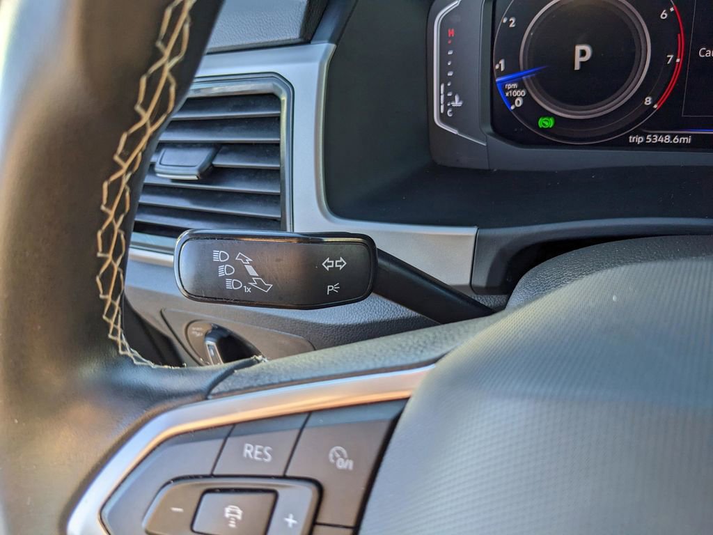 Certified 2022 Volkswagen Atlas SE FWD image 27