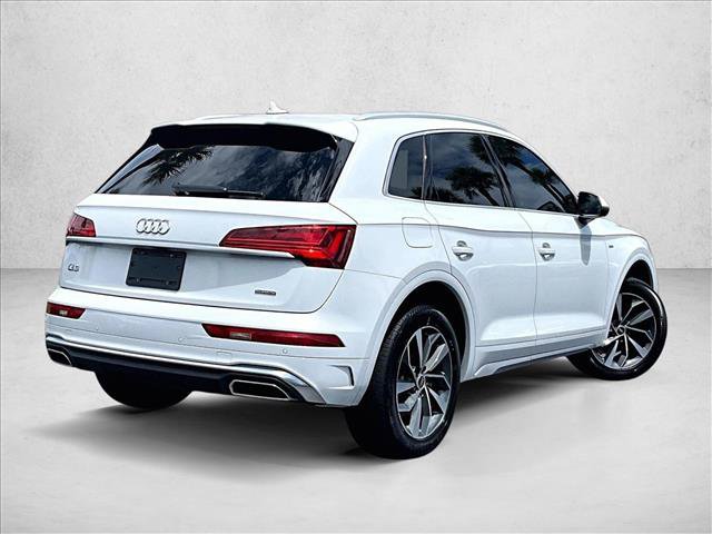 Used 2022 Audi Q5 2.0T Premium Plus w/ Premium Plus Package AWD/4WD image 2