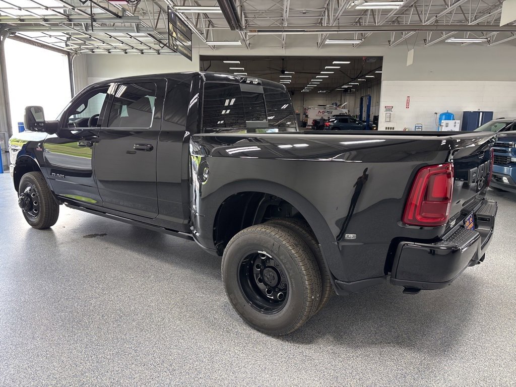 New 2025 RAM 3500 Laramie image 5