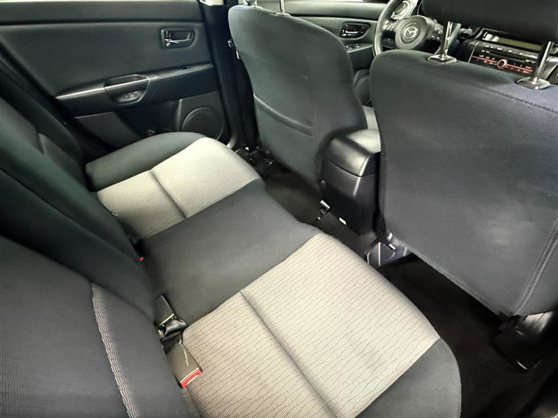 Used 2009 MAZDA MAZDA3 i Touring Value FWD image 8