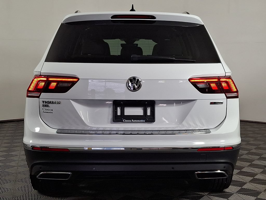 Used 2020 Volkswagen Tiguan SEL AWD/4WD image 8